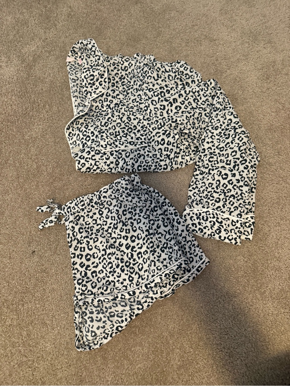 Victoria's Secret Black & White Leopard PJ Set